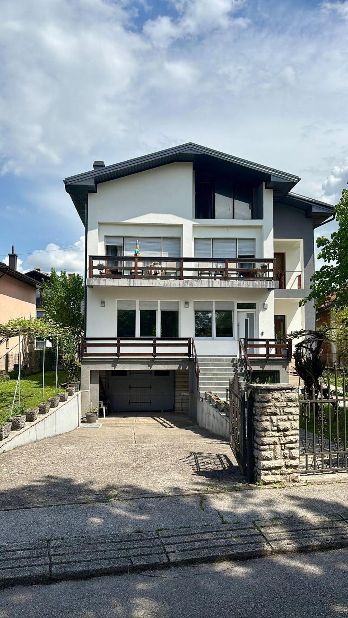 Apartment Una Laguna Bihac Bagian luar foto