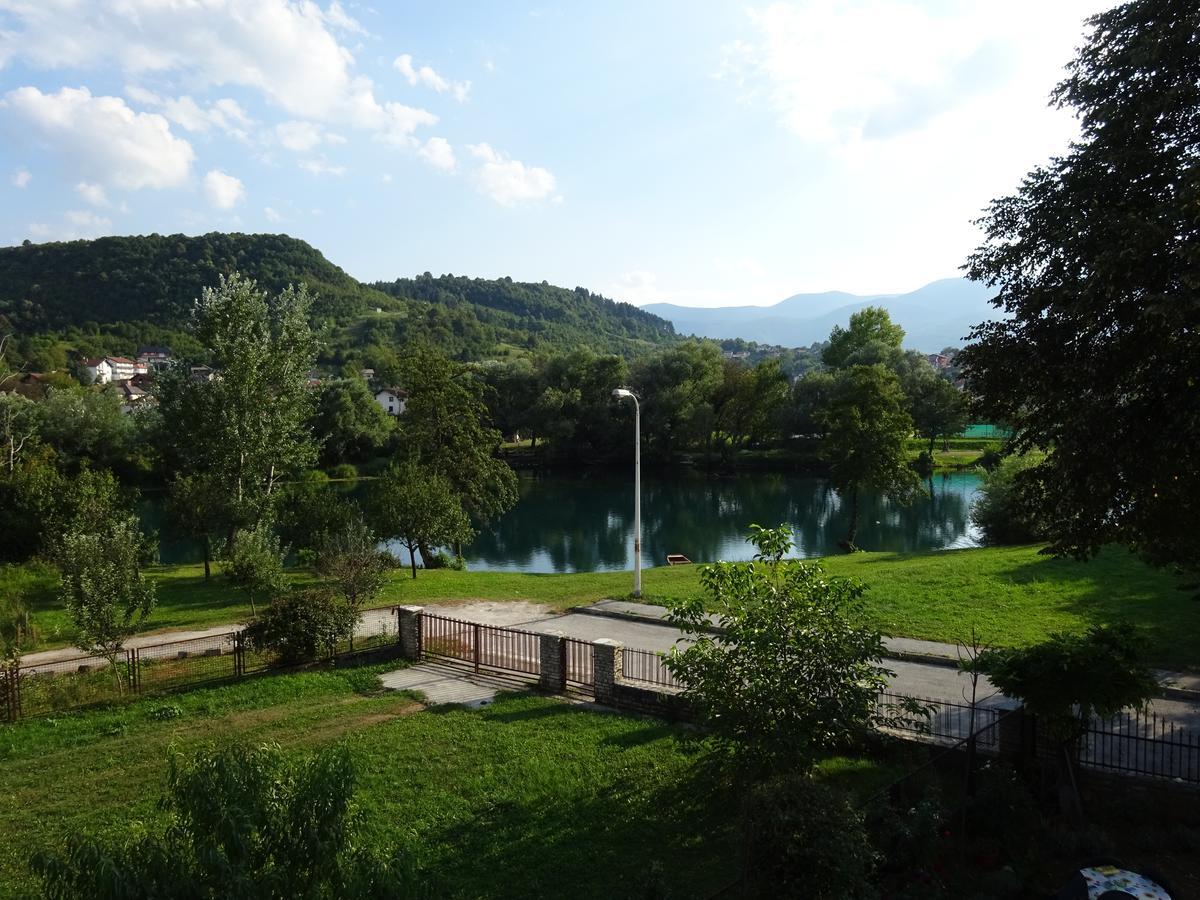 Apartment Una Laguna Bihac Bagian luar foto